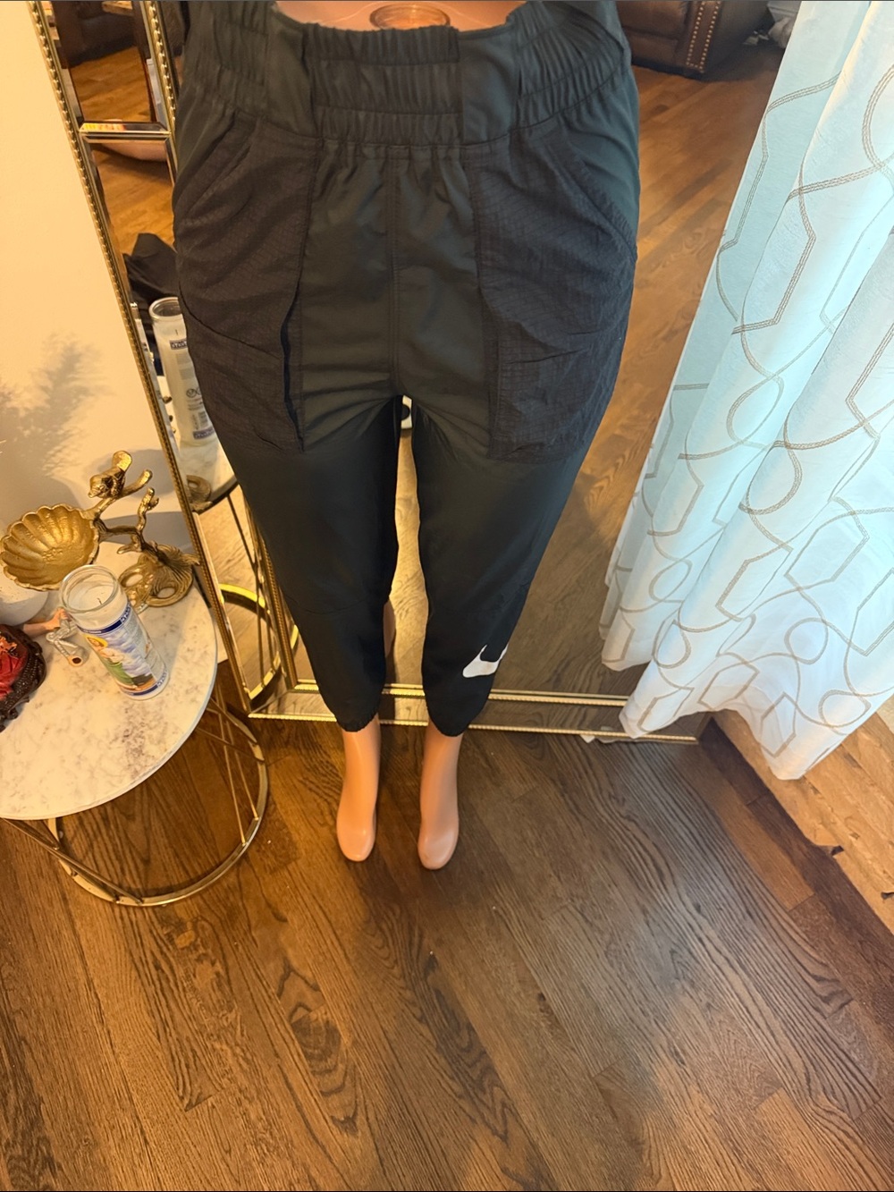 Nike Black Women's Elastic Waist Jogger Pants with Logo